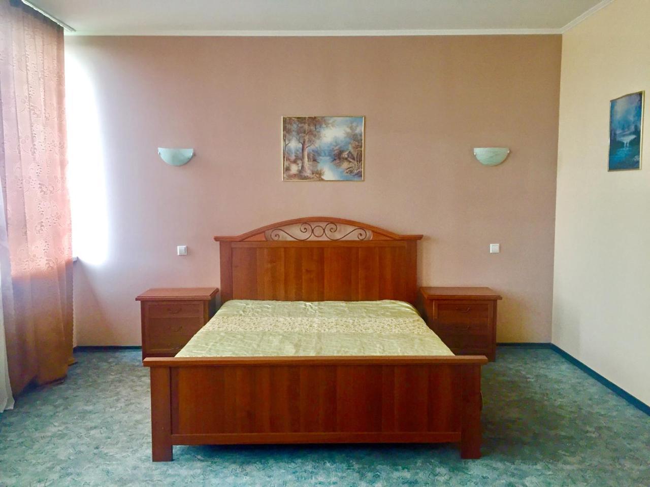 Pectoral On Khortytsia Hotel Zaporizhia Esterno foto