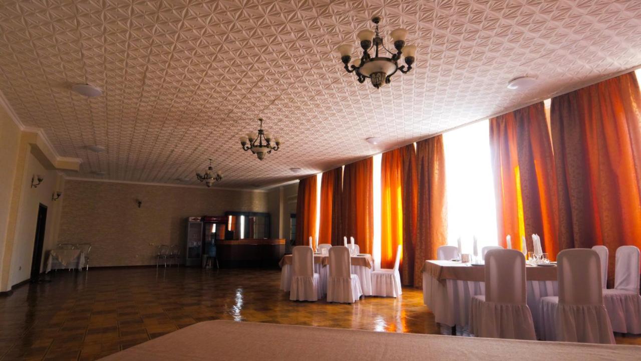 Pectoral On Khortytsia Hotel Zaporizhia Esterno foto