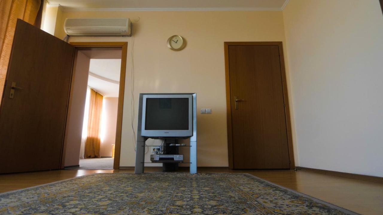 Pectoral On Khortytsia Hotel Zaporizhia Esterno foto
